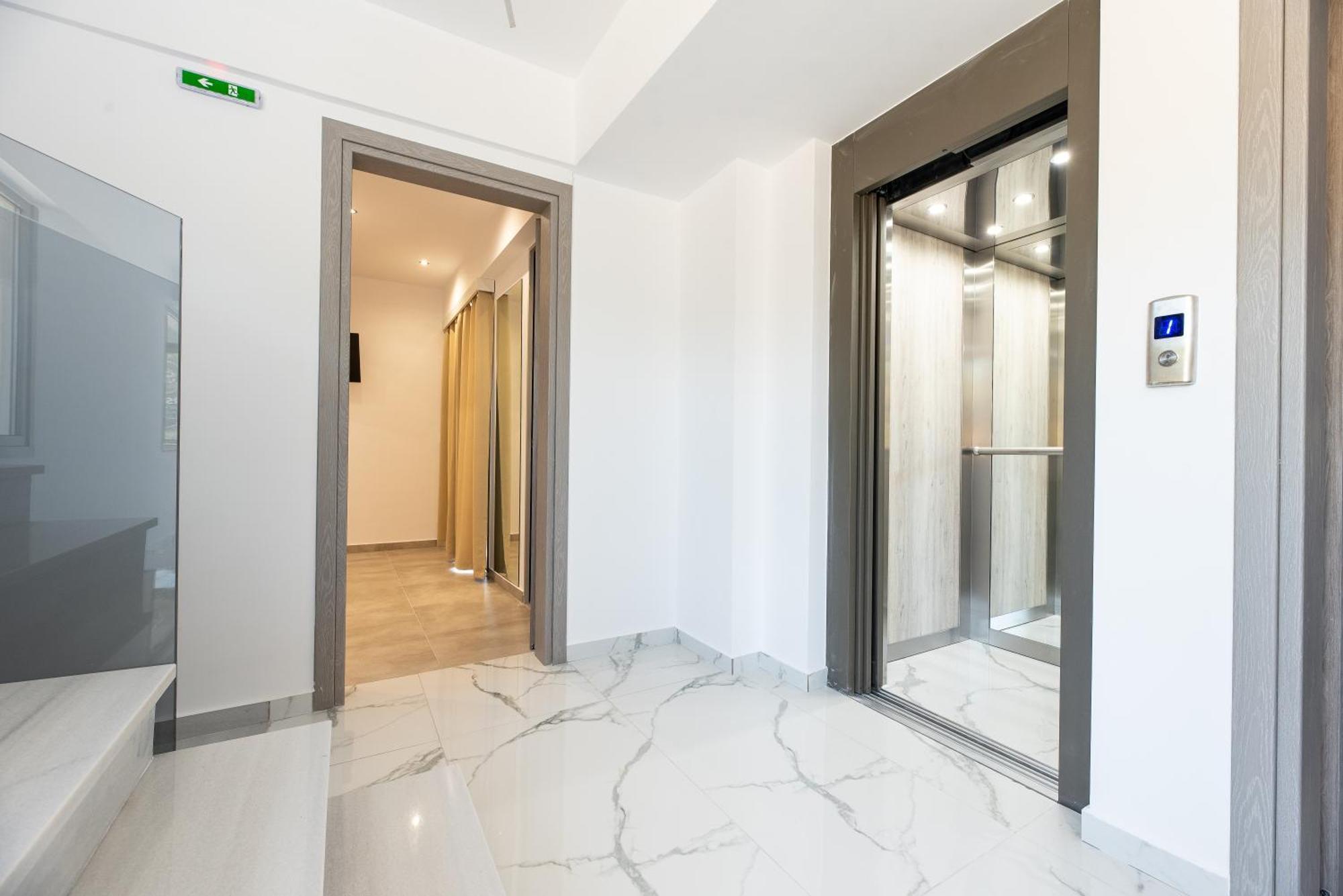 Airscape Hotel Free Shuttle From Athen'S Airport Artemida  Exterior photo