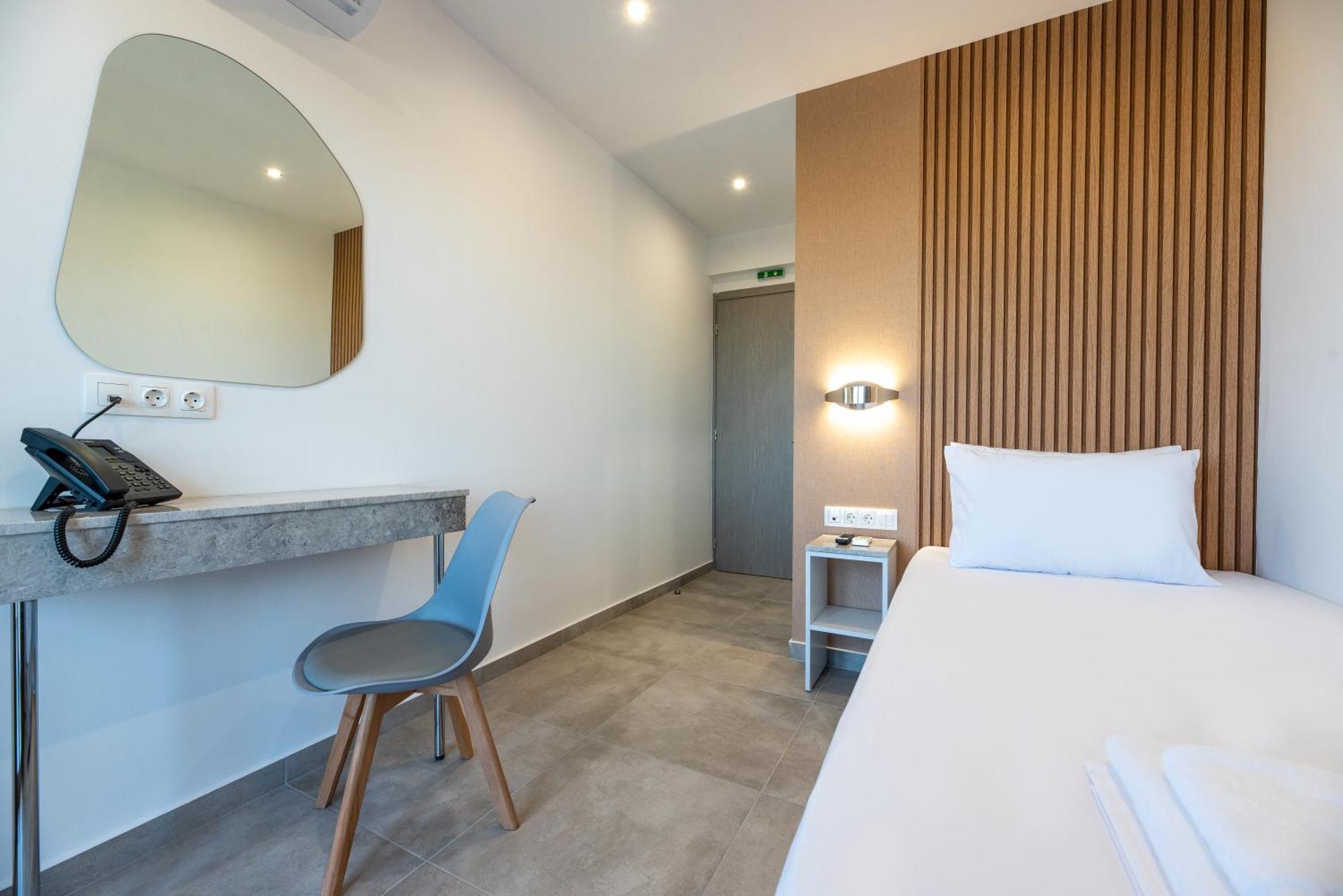 Airscape Hotel Free Shuttle From Athen'S Airport Artemida  Exterior photo