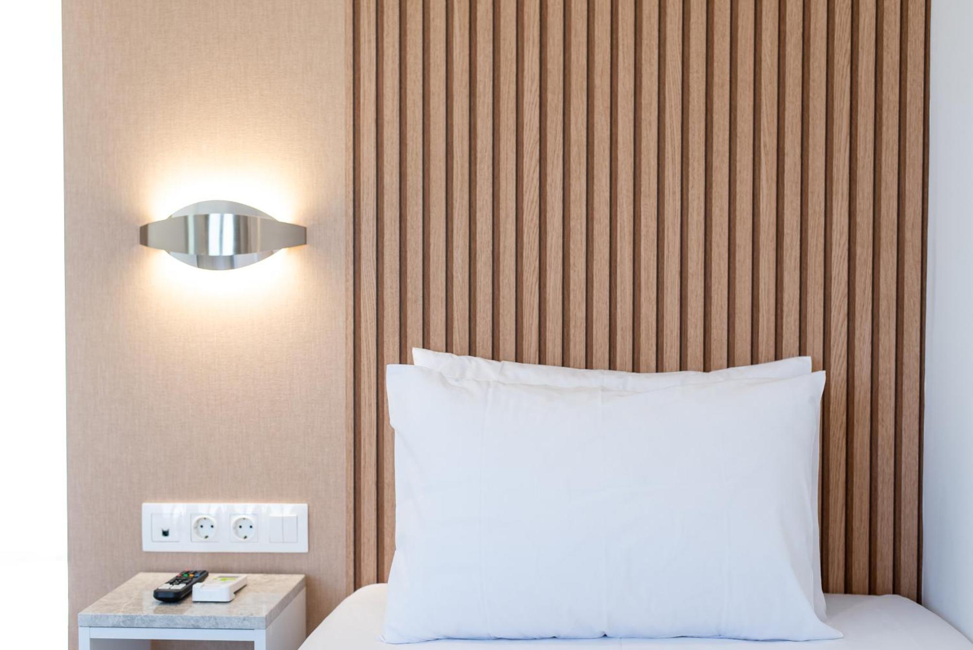 Airscape Hotel Free Shuttle From Athen'S Airport Artemida  Room photo